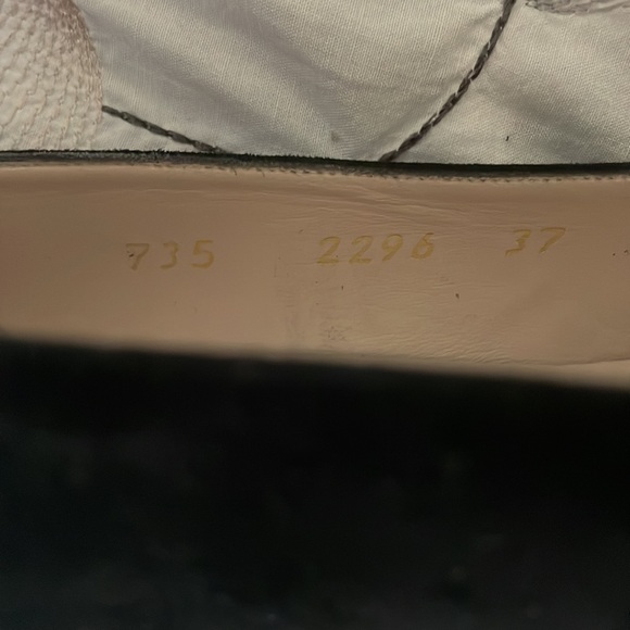 Chanel vintage black suede heels with Chanel dust bags - Picture 8 of 13